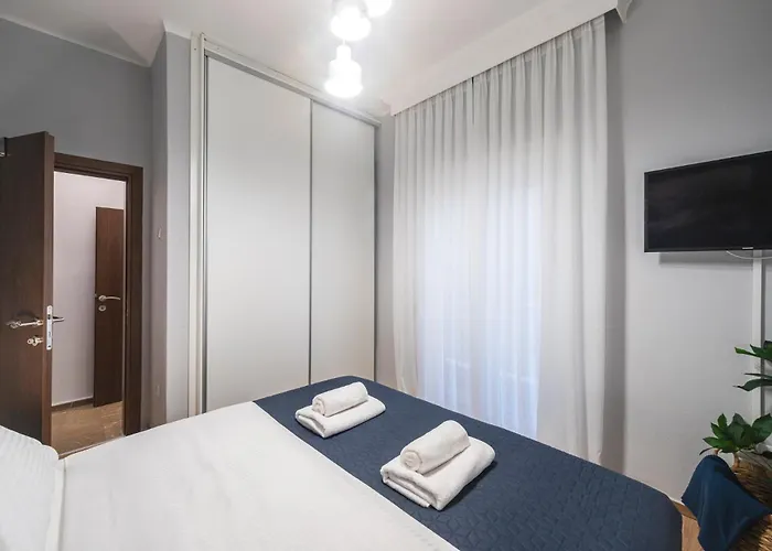 Ad Modern Center 3br 2wc Agias Sofias *