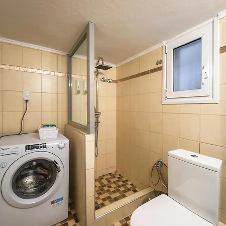 P Deluxe 4 Apartment Thessaloniki